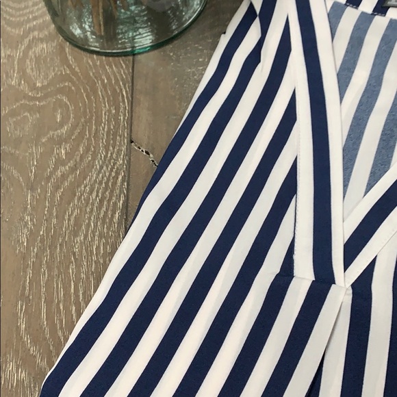 SUSAN☀️V-Neck Striped Sleeveless Blouse - Picture 3 of 3